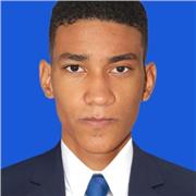 Muchos conocimiento previos en informática básica y paquete de ofice